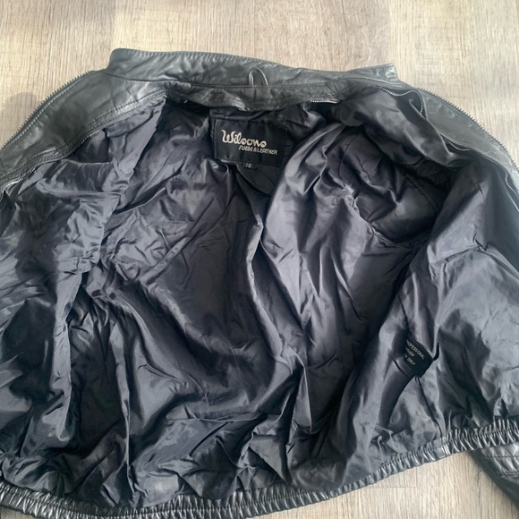 Women’s black leather jacket - Picture 2 of 7